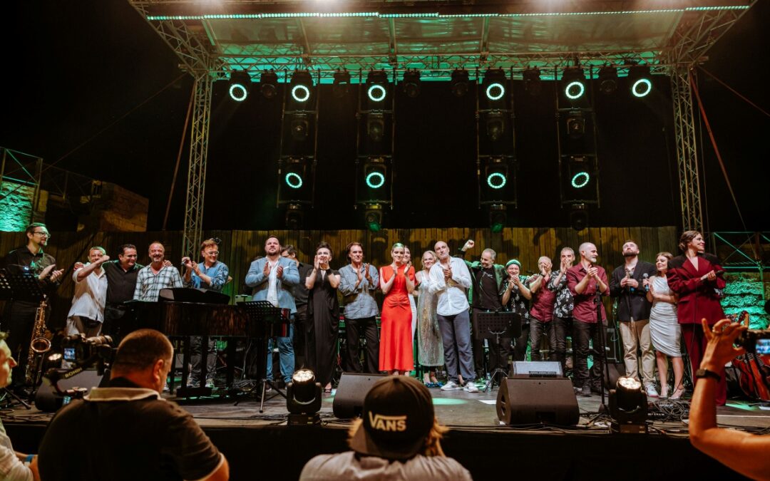 “Arsen, Čovjek kao ja” oduševio Šibenik – održano prvo izdanje glazbenog događanja koje slavi velikog Arsena Dedića